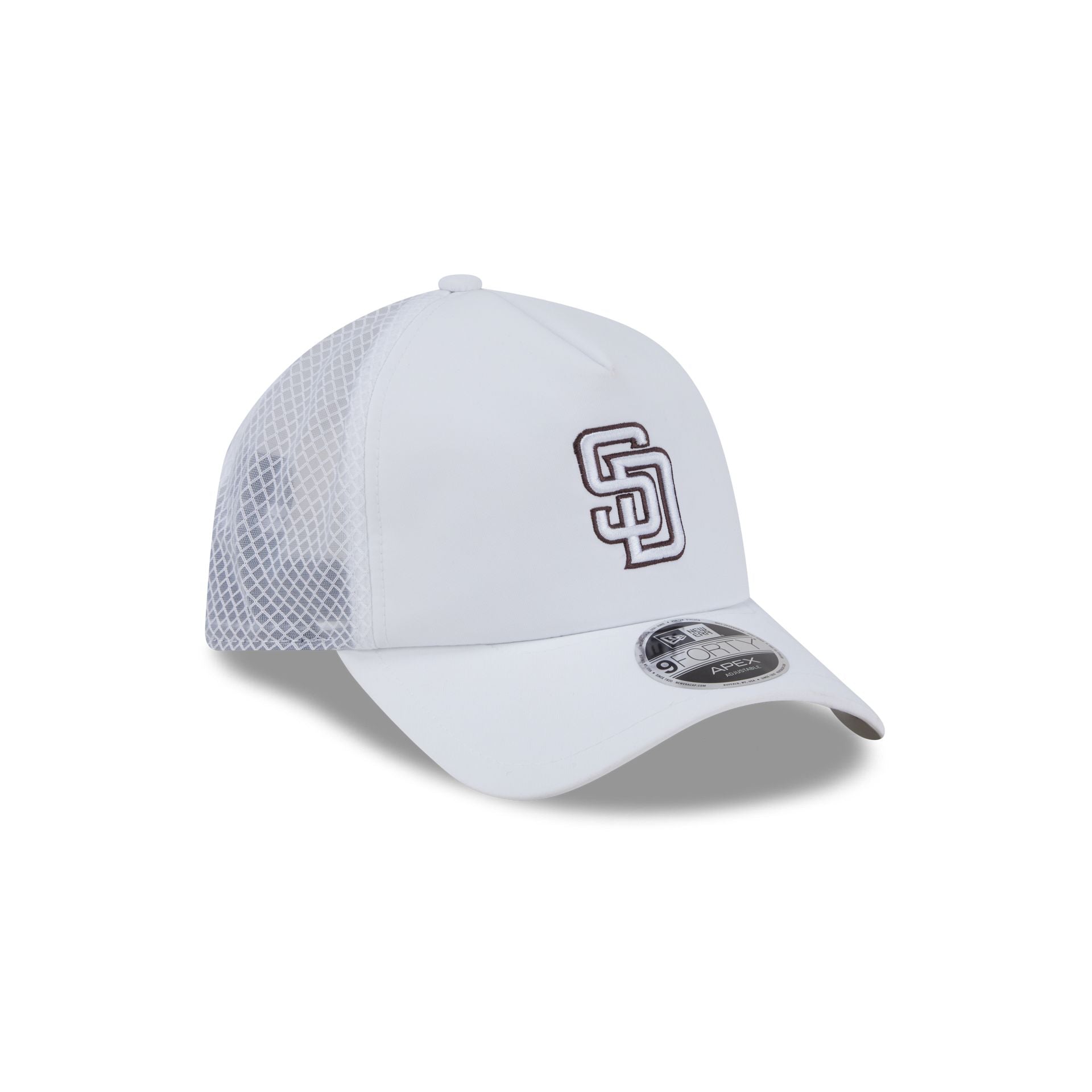 San Diego Padres 2026 Batting Practice White 9FORTY APEX Trucker Hat